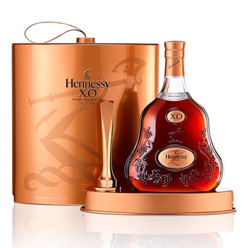 Hennessy X.O. 2022 Limited Holiday Edition with Ice Stamp 700ml